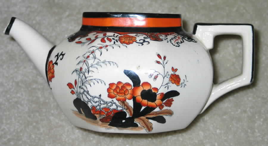 New Chantilly Teapot & Lid by Royal Doulton-1