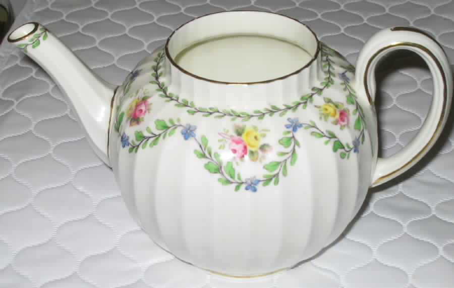 W8603 Teapot No Lid by Royal Worcester-1