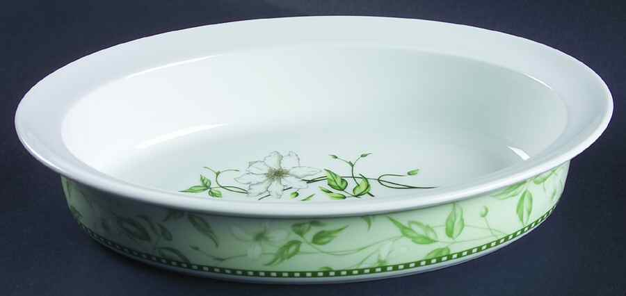 Cafe Fleur Accessories 11" Oval Baker by Royal Worcester-1