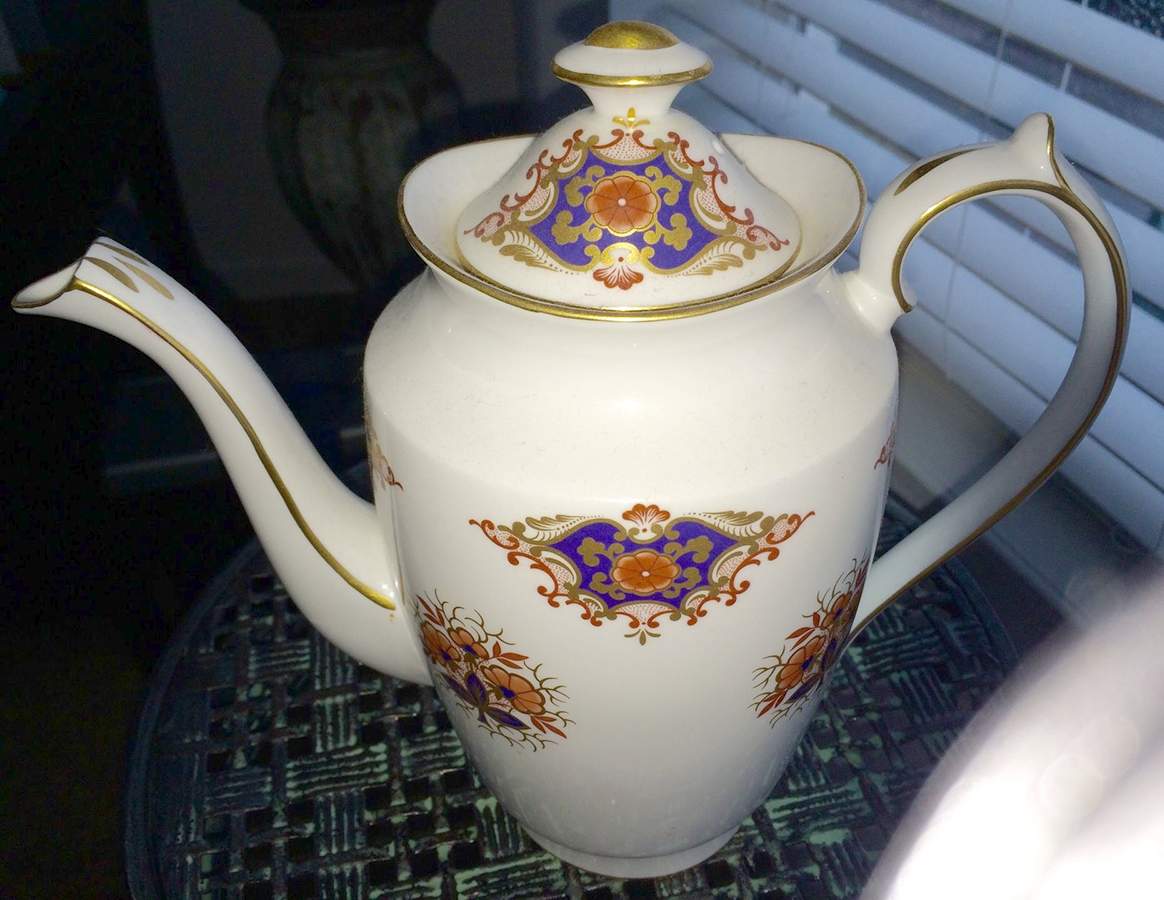 Somerset Coffee Pot & Lid by Royal Arden-1