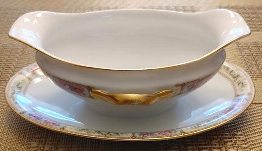 Rsc50 Gravy Boat with Attached Underplate by Royal Schwarzburg-1