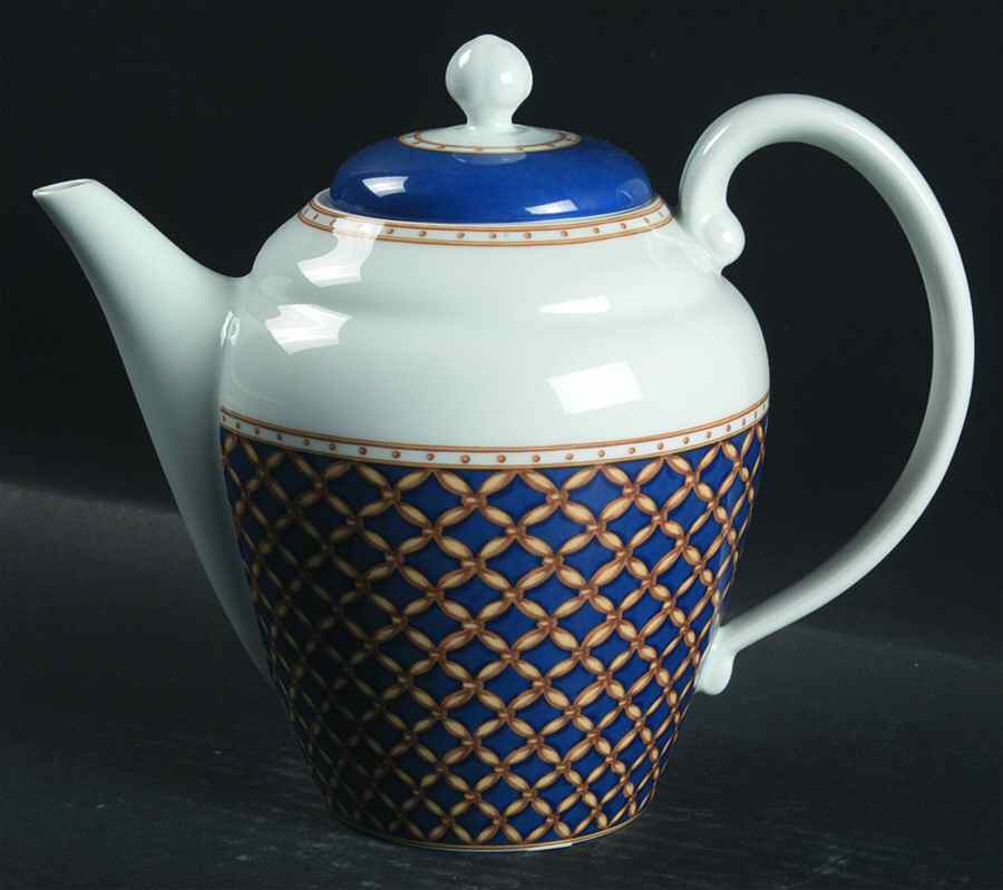 Liselund Dark Blue Coffee Pot & Lid by Royal Copenhagen-1