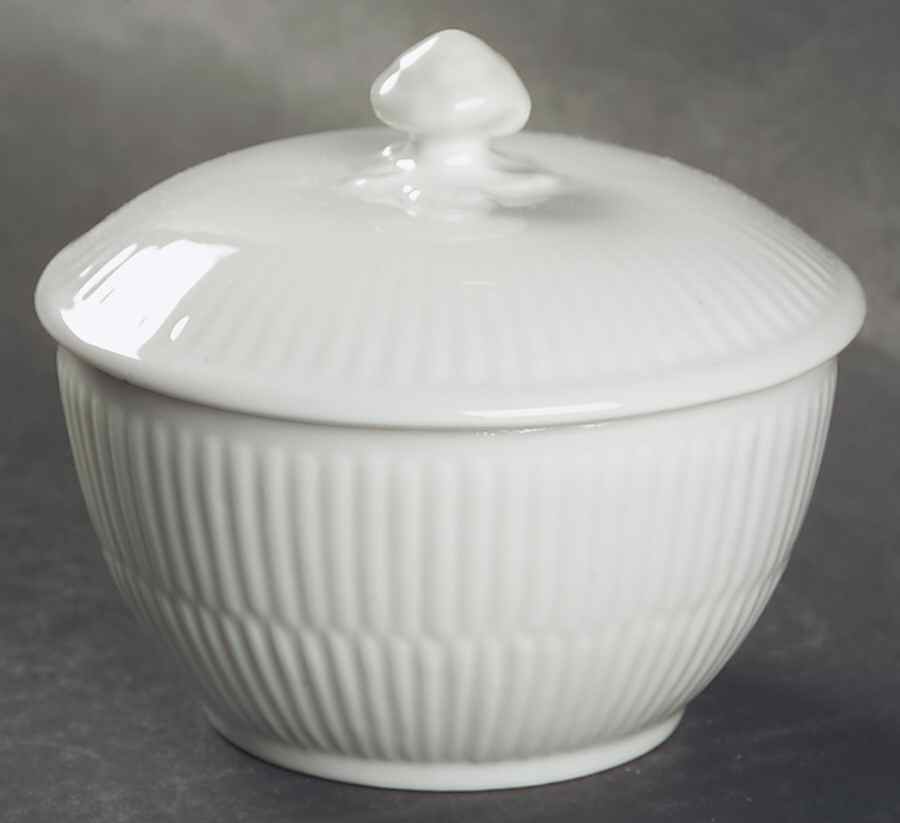 White Plain Sugar Bowl & Lid by Royal Copenhagen-1