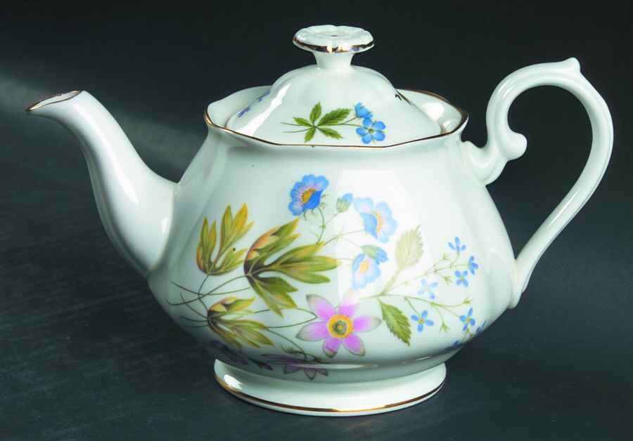 Wild Anemone (Scalloped) Mini Teapot & Lid by Richmond (England)-1