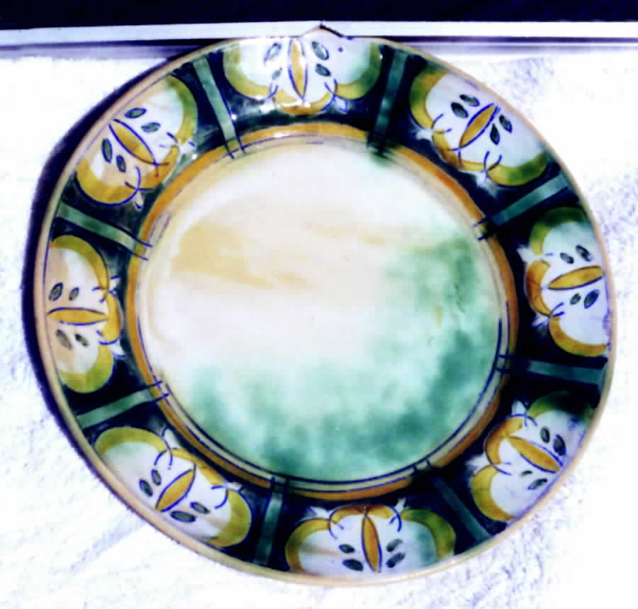 D5033 Dinner Plate by Royal Doulton-1