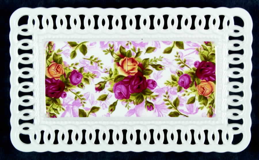 Old Country Roses Pierced (Giftware) Rectangular Tray by Royal Albert-1