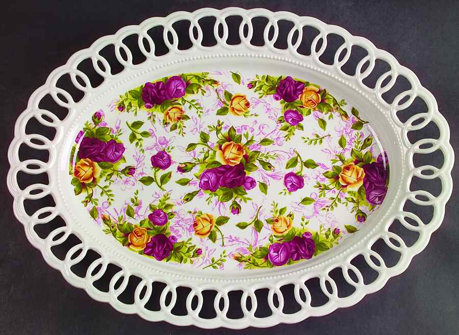 Old Country Roses Pierced (Giftware) 14" Oval Serving Platter by Royal Albert-1