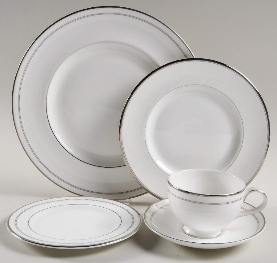 Anthea 5 Piece Place Setting by Royal Doulton-1