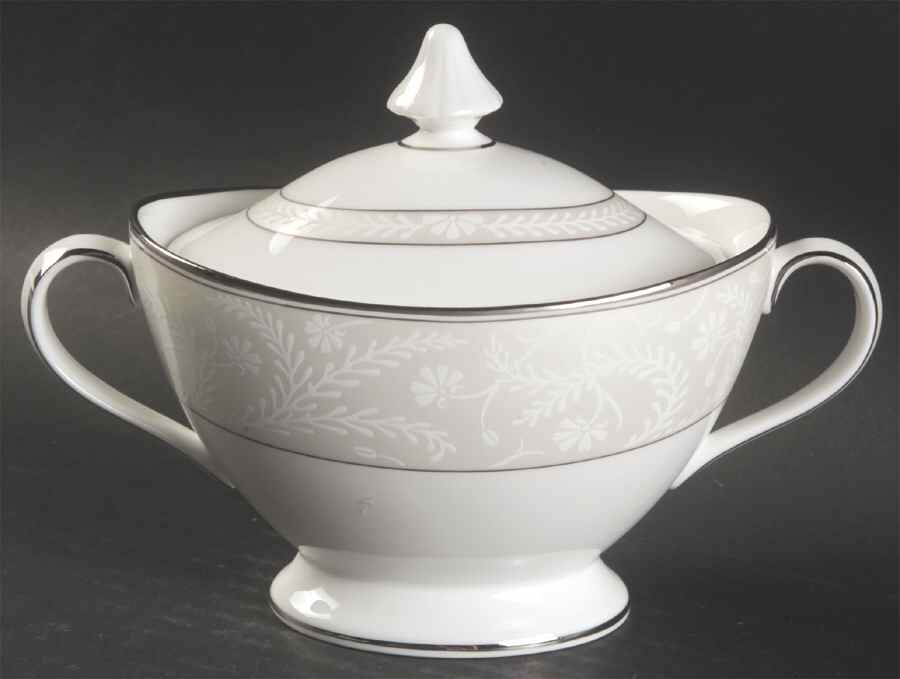 Anthea Sugar Bowl & Lid by Royal Doulton-1