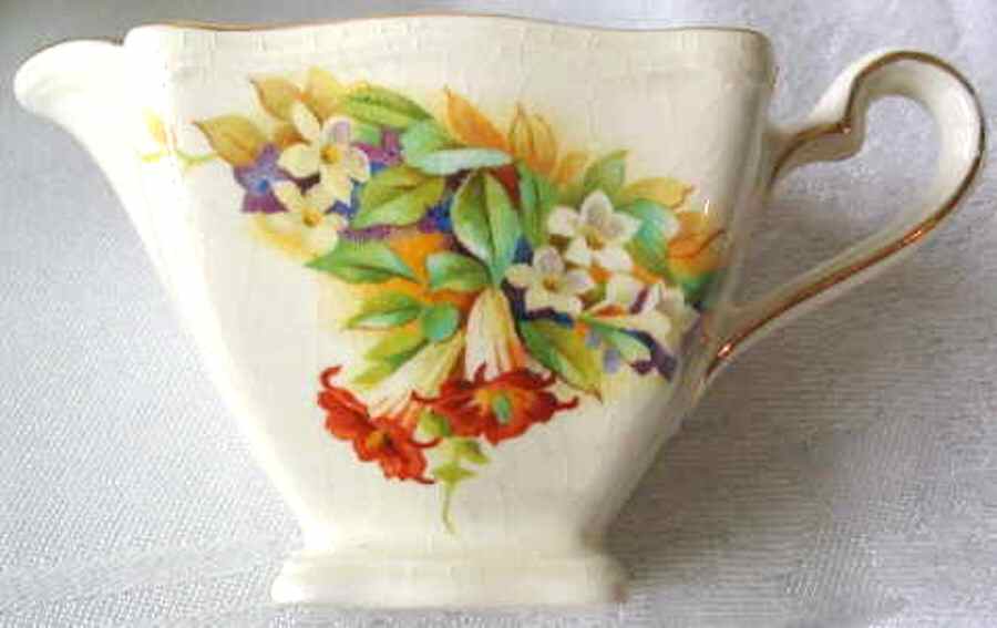 6145 Creamer by Royal Winton-1