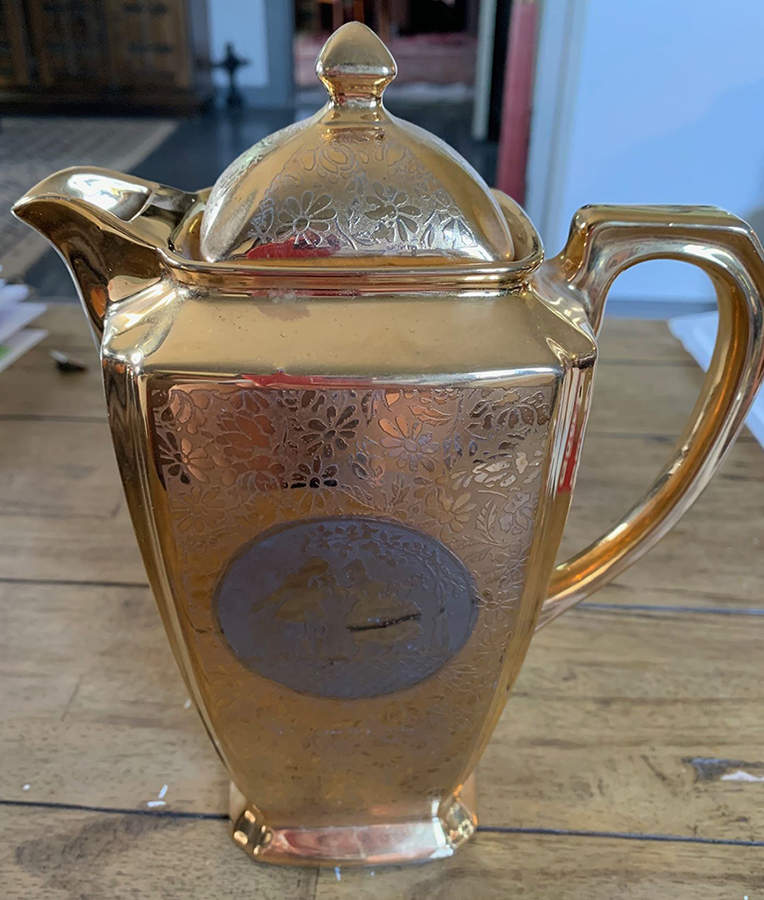 RCQ5 Coffee Pot & Lid by Royal China (made in France)-1