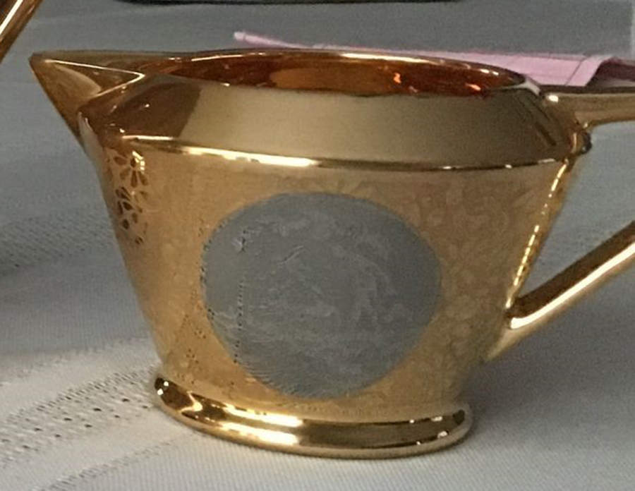 RCQ5 Creamer by Royal China (made in France)-1