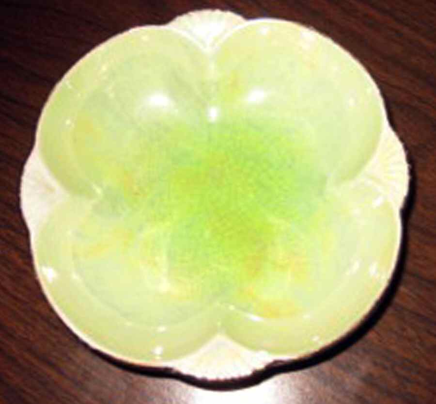 Lustreware Cream Petal Bowl by Royal Winton-1
