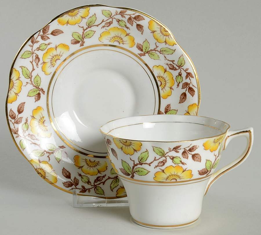 4984 Flat Cup & Saucer Set by Rosina-Queens-1