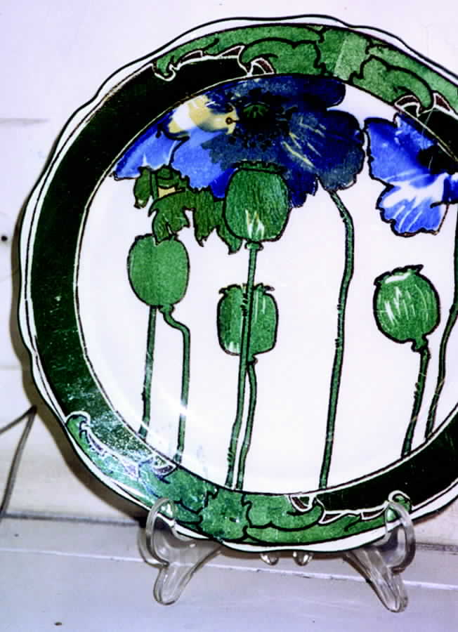 Poppies B (Scalloped) Dinner Plate by Royal Doulton-1