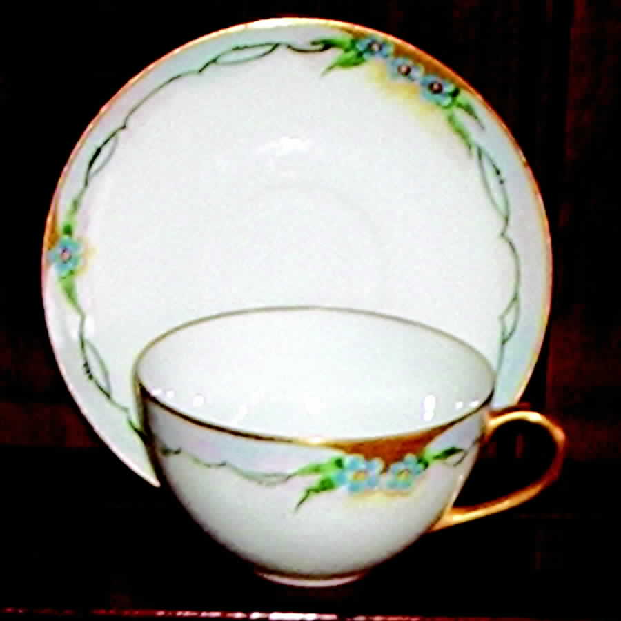 Rob321 Footed Cup & Saucer Set by Royal Bayreuth-1