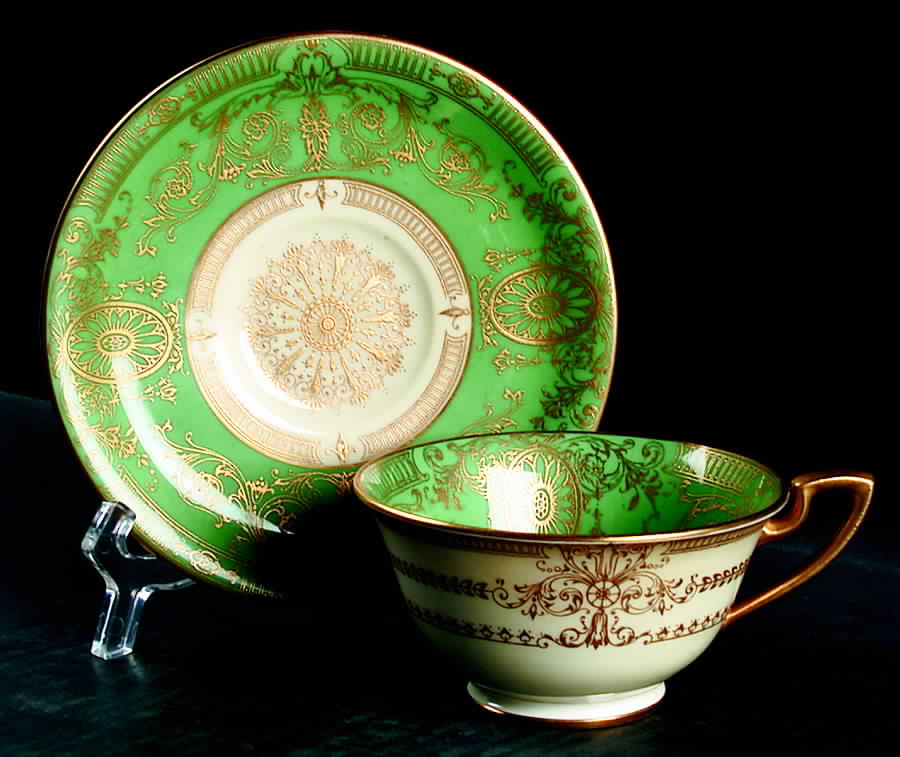 Z70-Z19 Footed Cup & Saucer Set by Royal Worcester-1