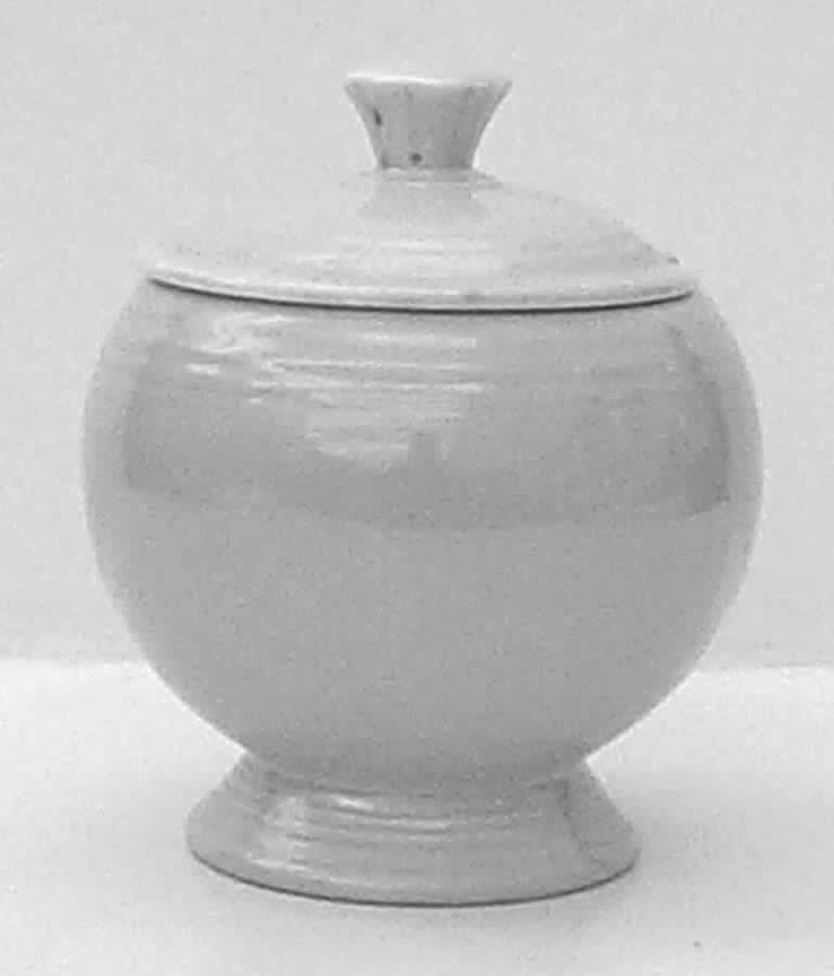 Fiesta Turf Green (Ironstone) Marmalade & Lid by Homer Laughlin -1
