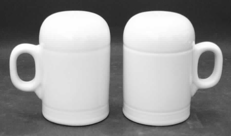Fiesta Diner Scarlet Stove Top Salt & Pepper Set by Homer Laughlin -1