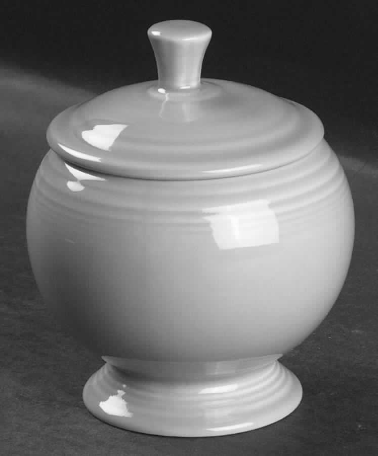 Fiesta Diner Scarlet Individual Sugar Bowl & Lid by Homer Laughlin -1