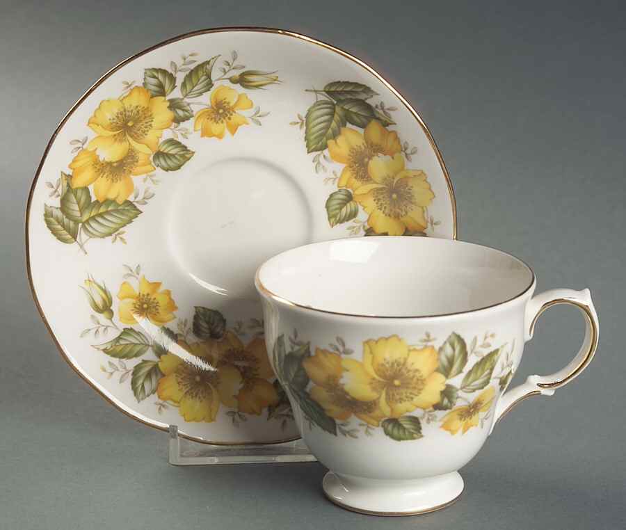 8610 Footed Cup & Saucer Set by Royal Vale-1