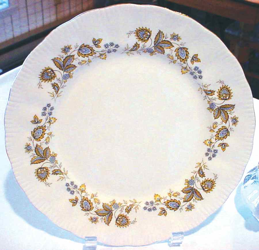 823 Dinner Plate by Royal Standard-1