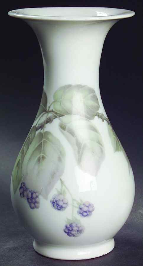 R1422 6" Vase by Rosenthal - Continental-1