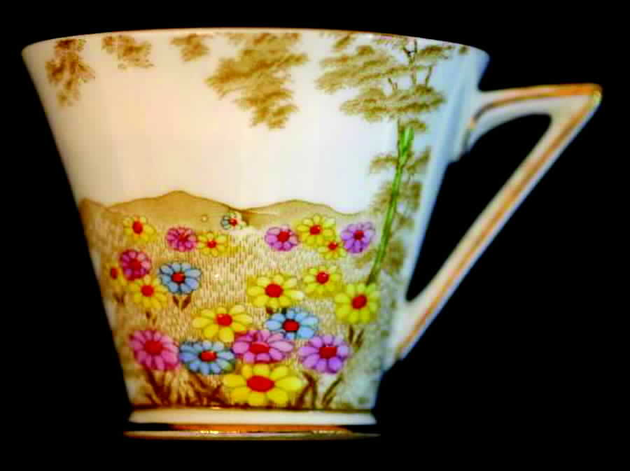 Daisyfield Flat Cup by Royal Standard-1