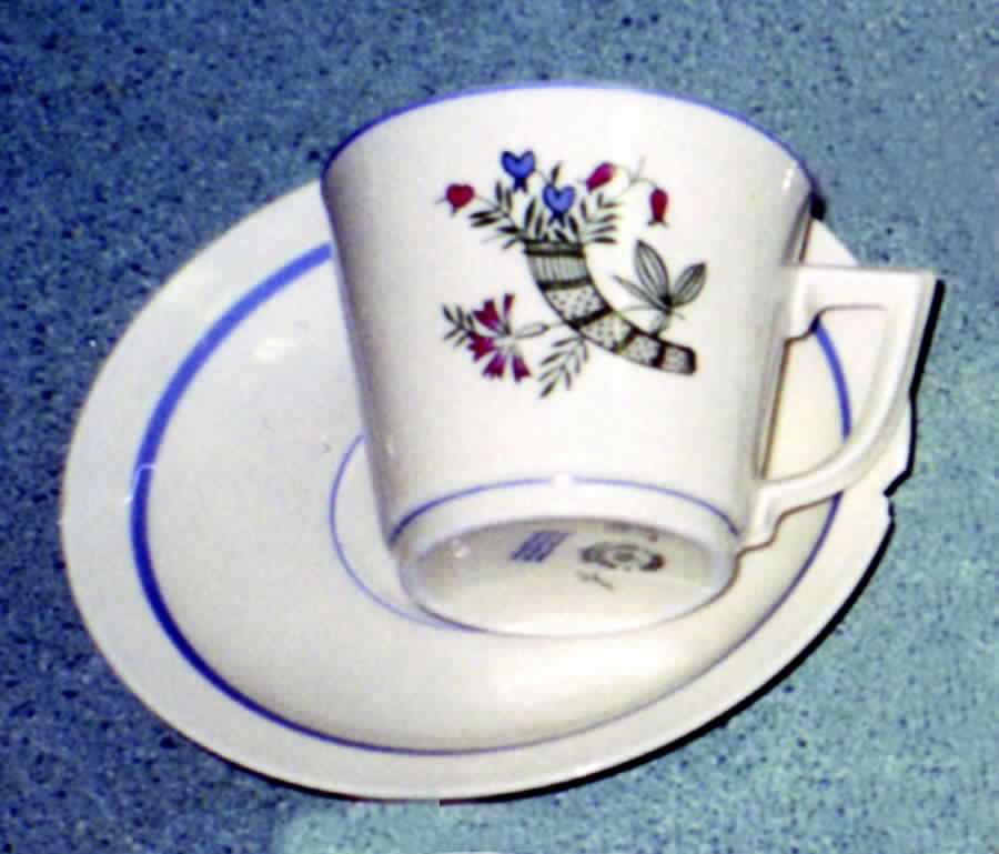 957 Flat Cup & Saucer Set by Royal Copenhagen-1