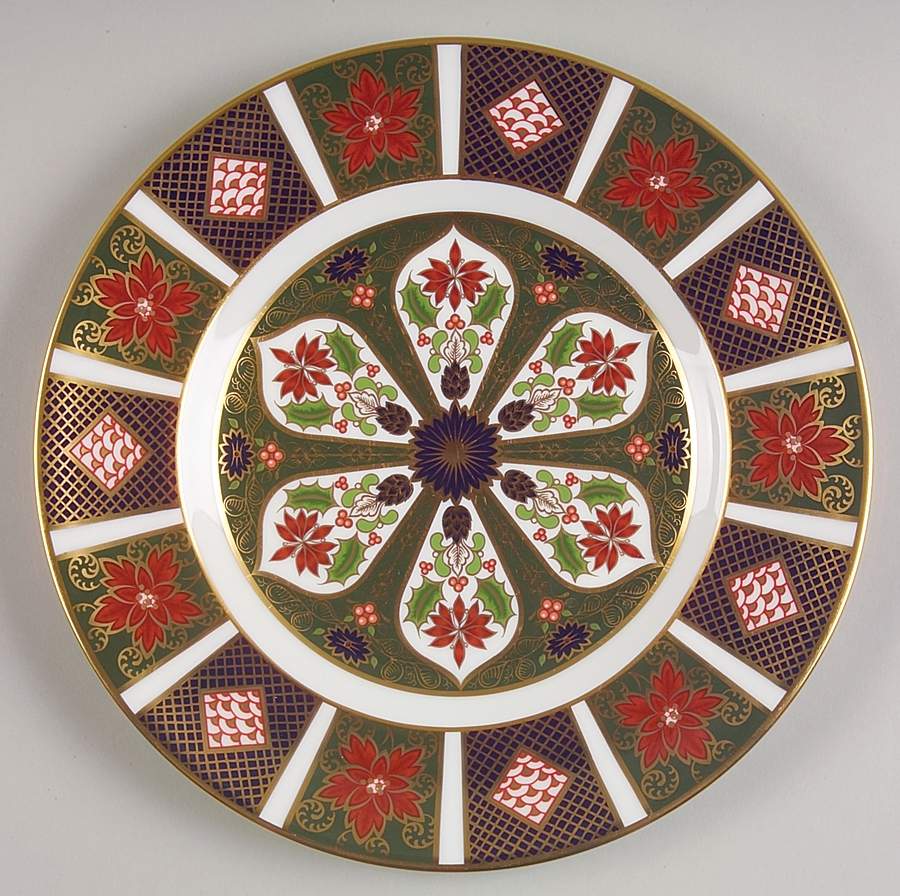 Old Imari Holiday Luncheon Plate by Royal Crown Derby-1