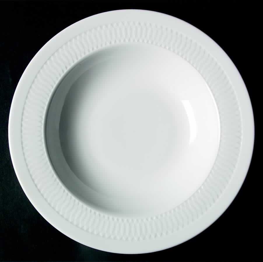 Rd192 Rim Soup Bowl by Royal Doulton-1