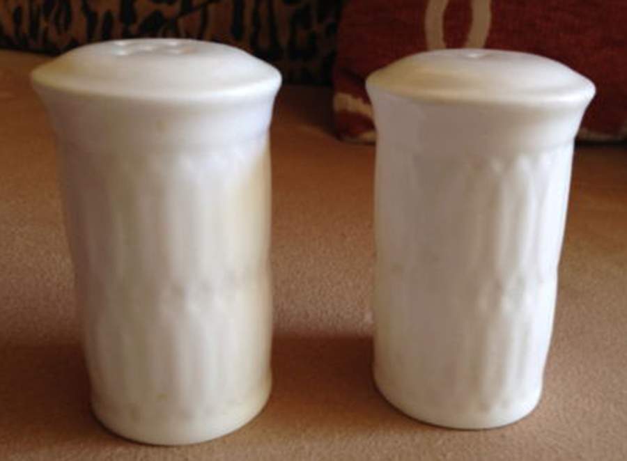 Rd192 Salt & Pepper Set by Royal Doulton-1