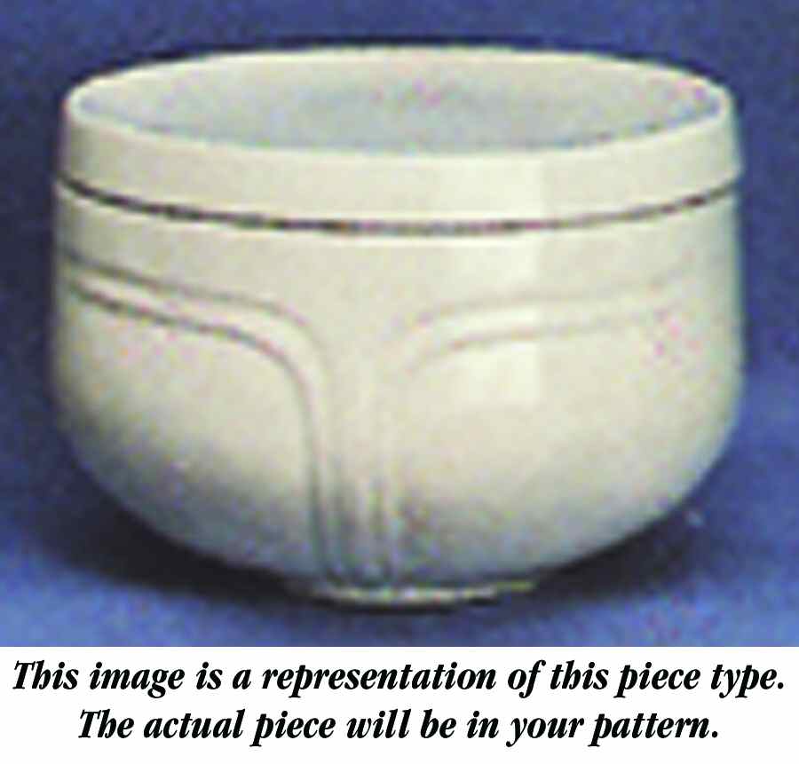 Vogue (Flowers Center) Sugar Bowl & Lid by Johnson Brothers-1