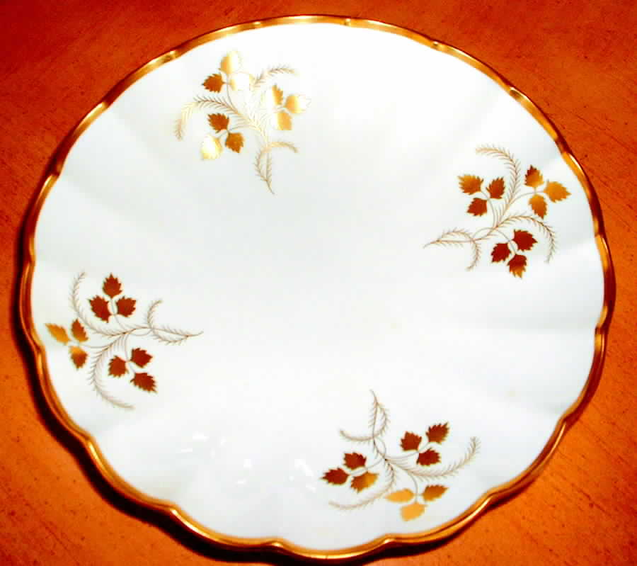 Gold Spray Dinner Plate by Royal Crown Derby-1