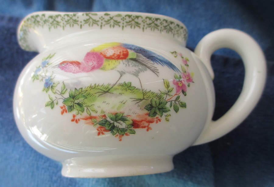 E7726 Creamer by Royal Doulton-1