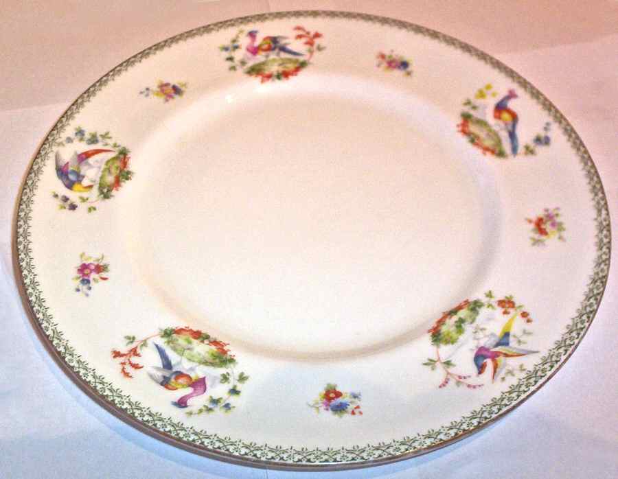 E7726 Dinner Plate by Royal Doulton-1