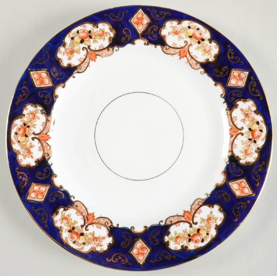 Heirloom (Crown China Stamp, Smooth) Luncheon Plate by Royal Albert-1