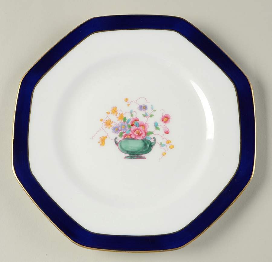 BB203 Octagonal Luncheon Plate by Royal Doulton-1