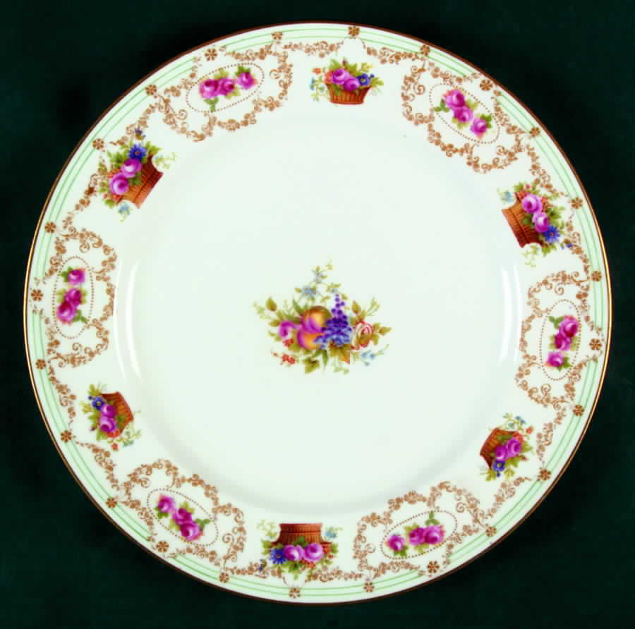 E3704 Dinner Plate by Royal Doulton-1