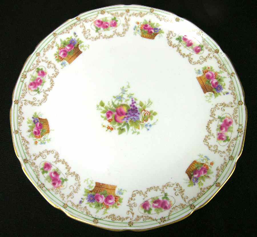E3704 Luncheon Plate by Royal Doulton-1
