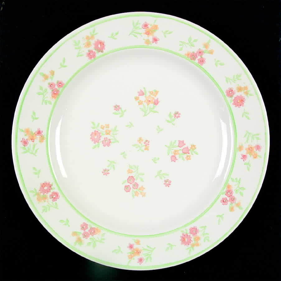 Buckingham Rose Dinner Plate by Royal (USA)-1