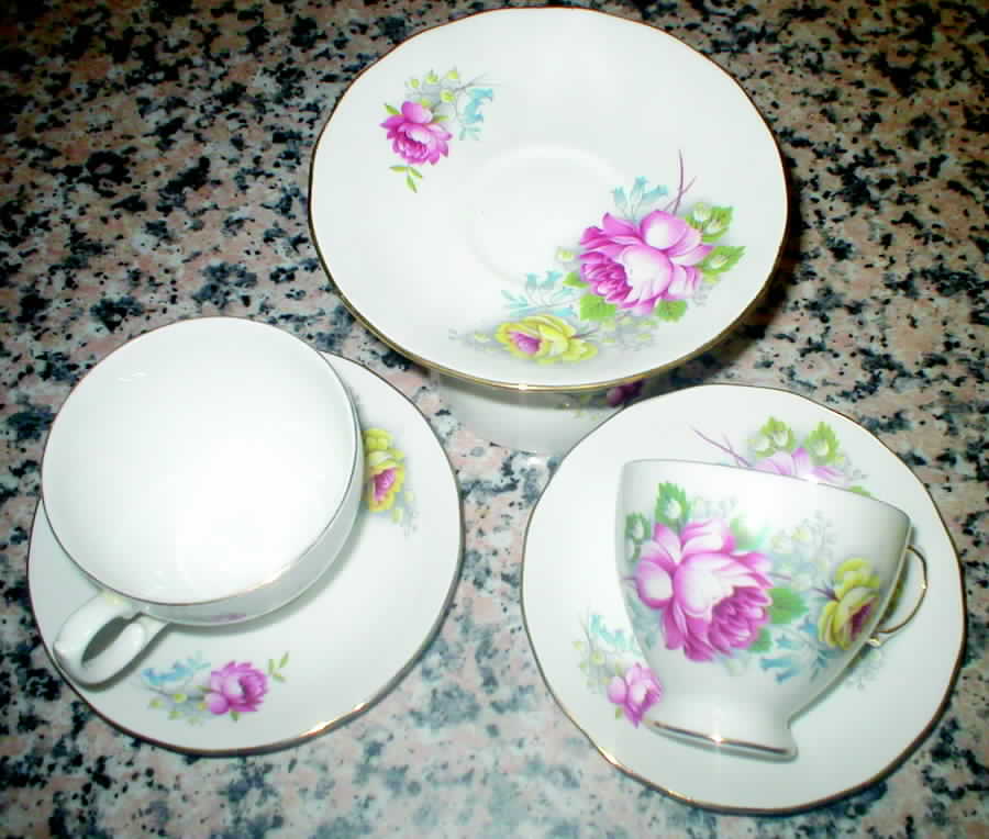 8614 Footed Cup & Saucer Set by Royal Vale-1
