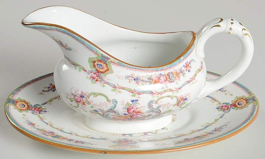 H9120 (Smooth) Gravy Boat & Underplate by Royal Cauldon-1