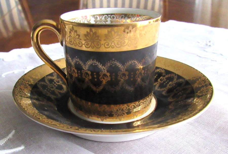 9078 Flat Demitasse Cup & Saucer Set by Rudolf Wachter-1