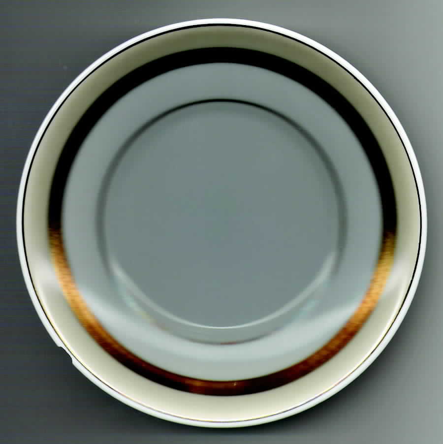 REZ5 Saucer by Real (Brazil)-1