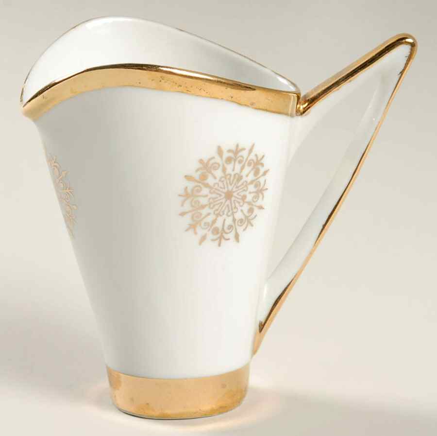 RBA18 Creamer by Royal Bavaria-1
