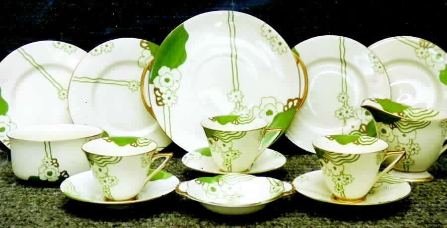 Glamis Footed Cup & Saucer Set by Royal Doulton-1