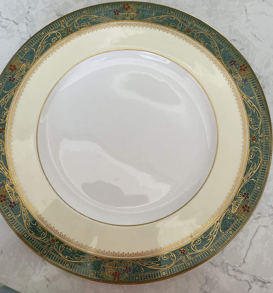 C2976 Dinner Plate by Royal Worcester-1