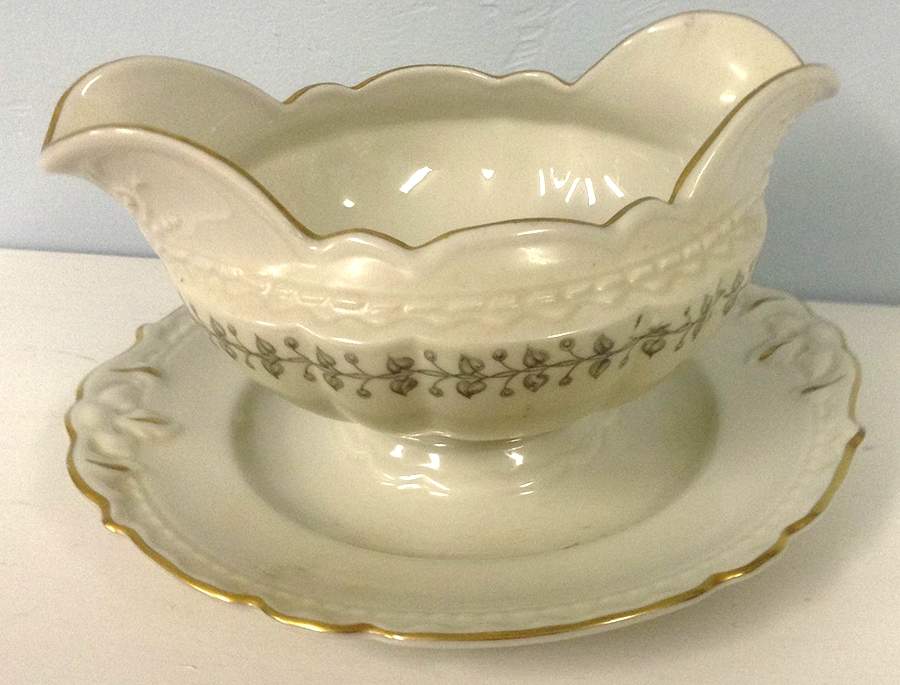 RMD1 Gravy Boat with Attached Underplate by Raymond's Inc-1