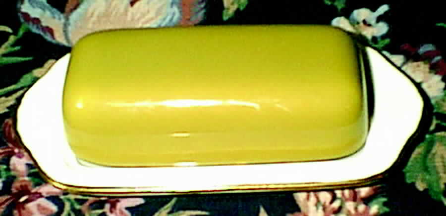 Star Glow (Gold Trim) 1/4 Lb Covered Butter by Royal (USA)-1
